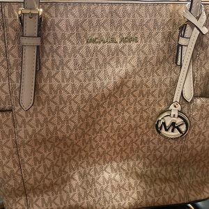 michael kors pink tote bag